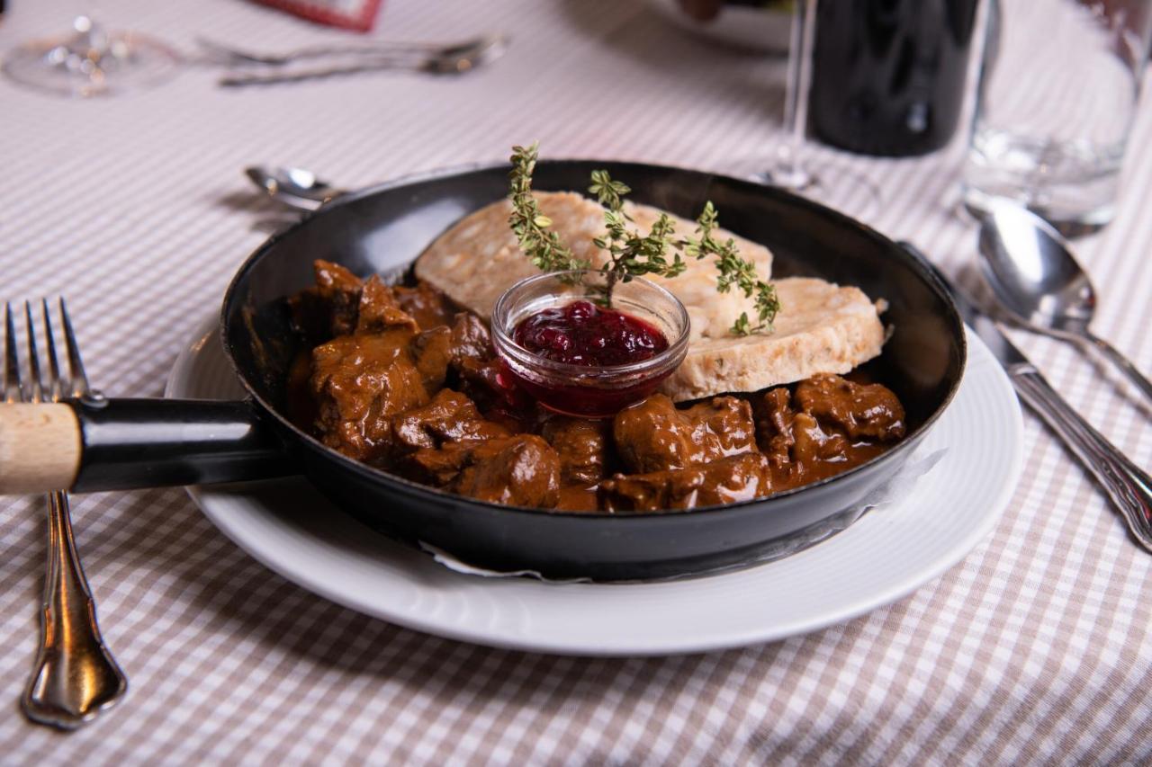Hotel Restaurant Platzer Гмюнд Экстерьер фото