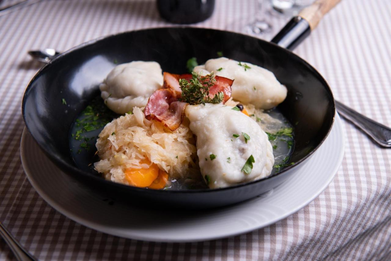 Hotel Restaurant Platzer Гмюнд Экстерьер фото