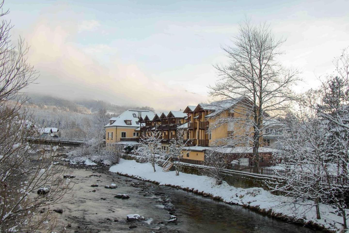 Hotel Restaurant Platzer Гмюнд Экстерьер фото