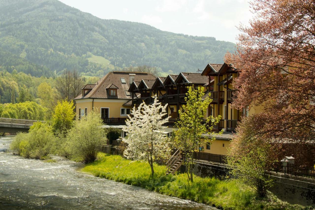Hotel Restaurant Platzer Гмюнд Экстерьер фото